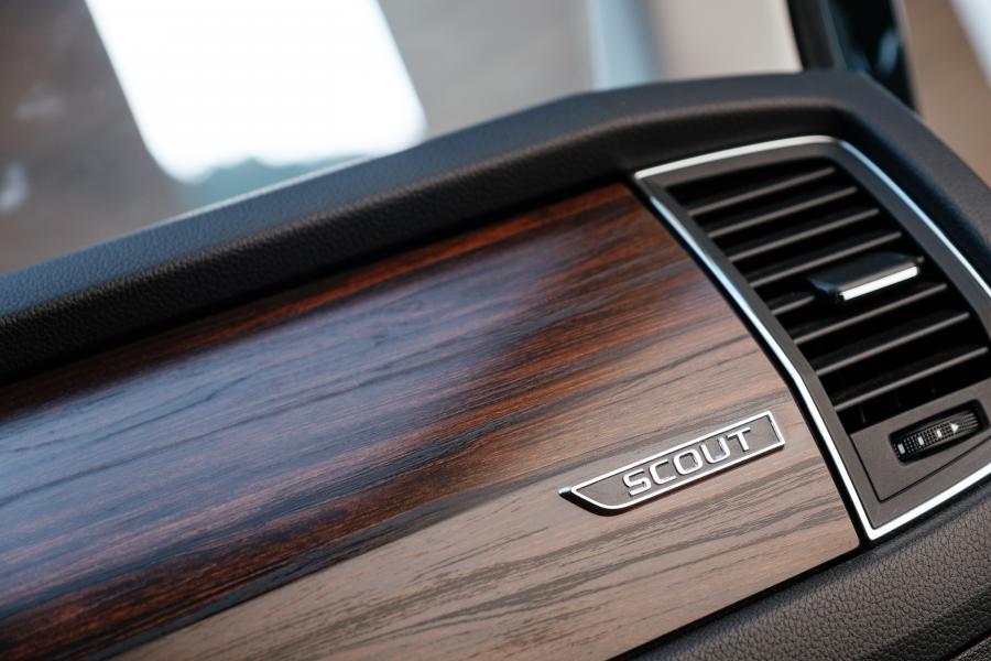 Детали интерьера Skoda Kodiaq Scout 2018 года  (CIS) (фото 24 из 40)